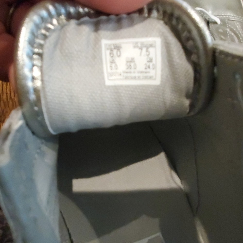 Silver Vans Size 7.5 - Picture 5 of 5